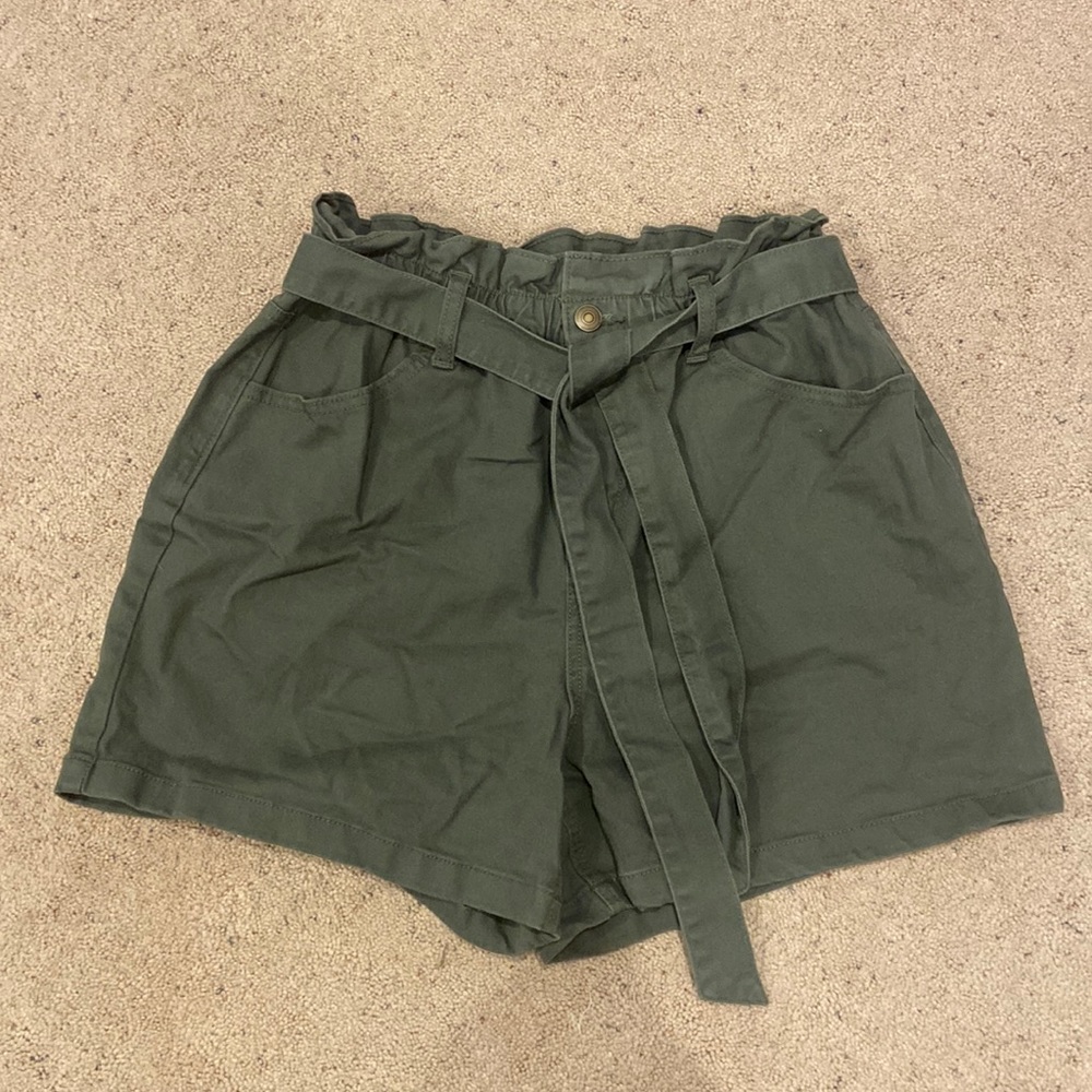 Never worn. $10.